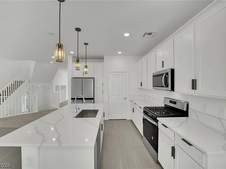 7805 Bethel Heights Ln — Photo 25
