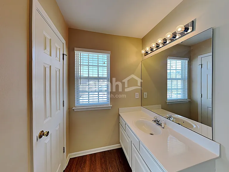 2000 Sweet Gum Ct — Photo 14