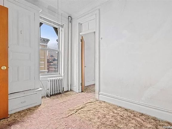 5th image of 177 W 83rd Street #4S