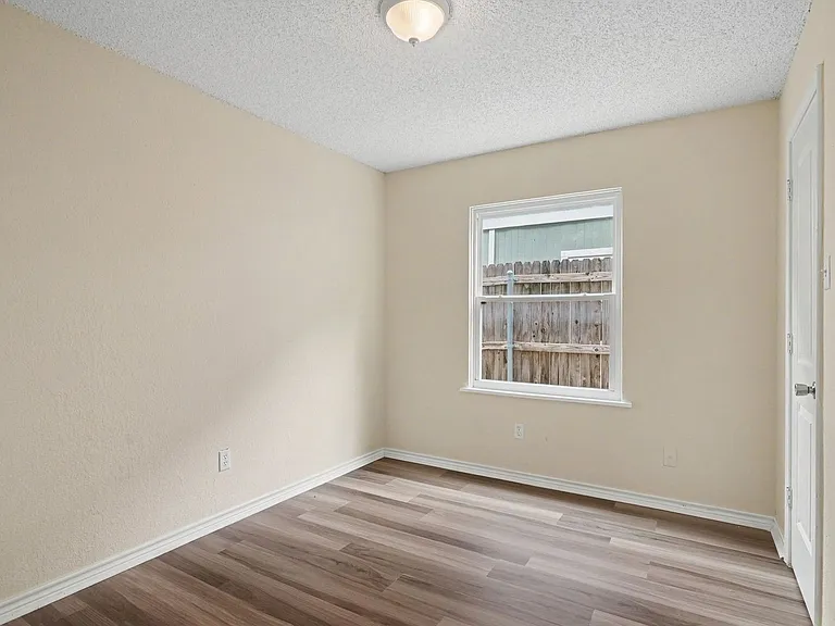 1815 Lipscomb St — Photo 20