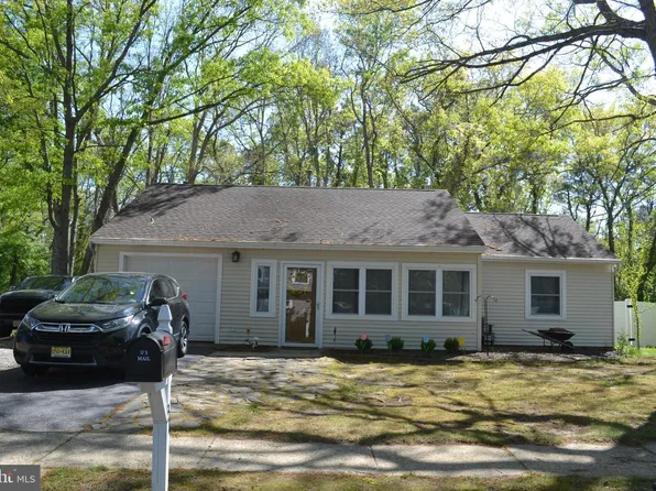 31 Chestnut Way Cir, Barnegat, NJ 08005