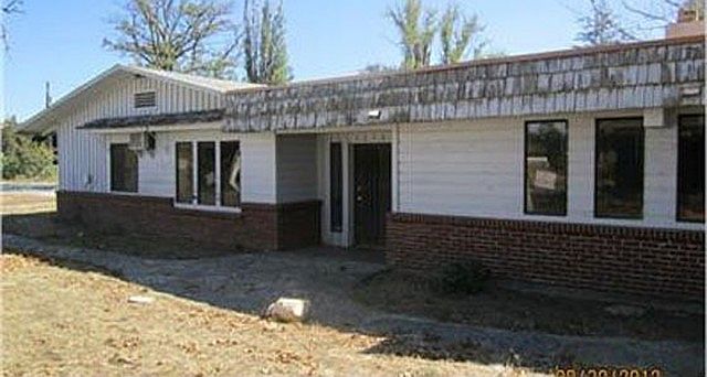 2nd image of 8755 Hillcrest Dr NE