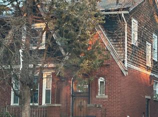 15766 Snowden St, Detroit, MI 48227