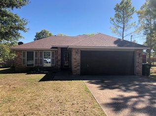 1301 Chester St, Cleburne, TX 76033