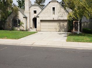 871 Swan Dr, Manteca, CA 95337