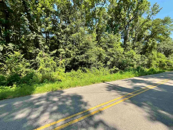 Hugh Rd, Tallahassee, FL 32309