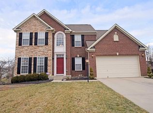876 Trappers Xing, Milford, OH 45150