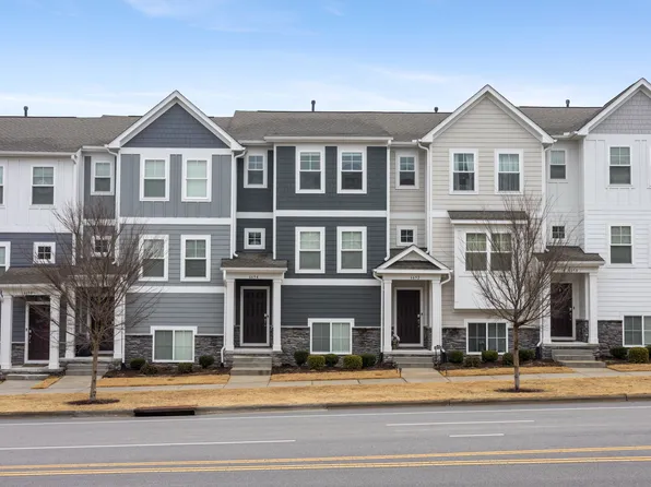 6654 Perry Creek Rd, Raleigh, NC 27616