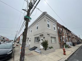 2001 S Hemberger St, Philadelphia, PA