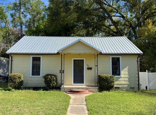 403 Helvenston St SE, Live Oak, FL 32064