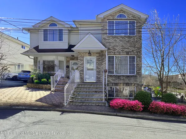 81 Seguine Loop, Staten Island, NY 10309