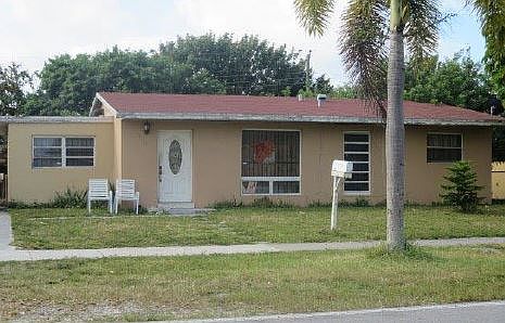 1st image of 3940 NW 191st St