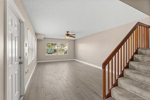 3253 SW Sunset Trace Cir Photo 1