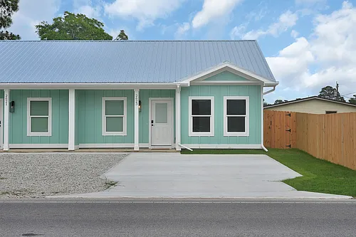 2621 Laurie Ave Photo 1