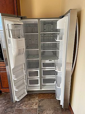 3rd image of 272 Nassau Ave APT 3R