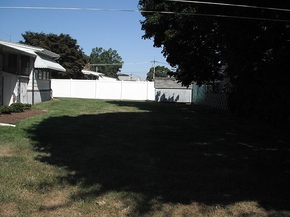 5th image of 40 No 13 Ave
