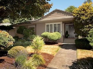 3300 SW 98th Ave, Portland, OR 97225