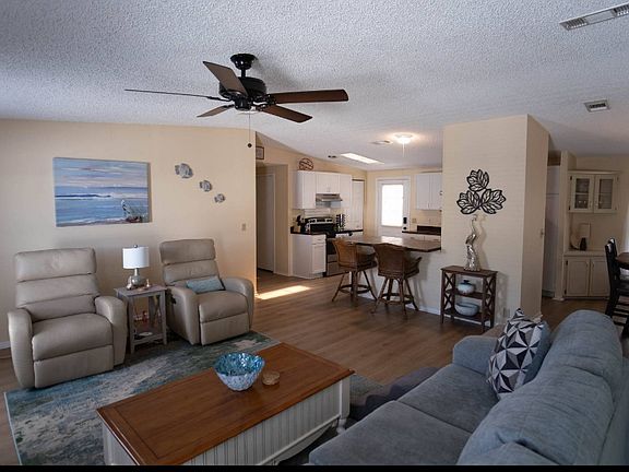 Dual Electric Recliners