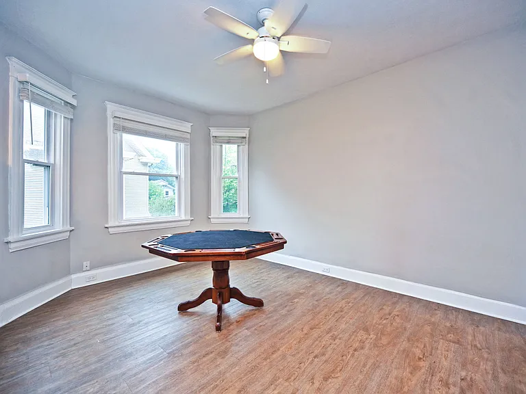 2709 Griffiths Ave — Photo 13