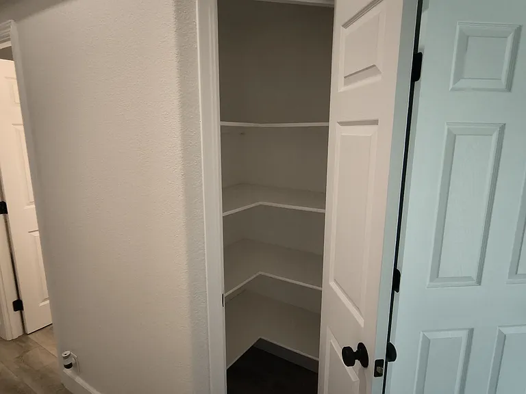 2828 La Cresta Rd — Photo 18