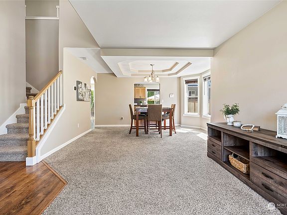 4th image of 20117 14th Avenue Ct E