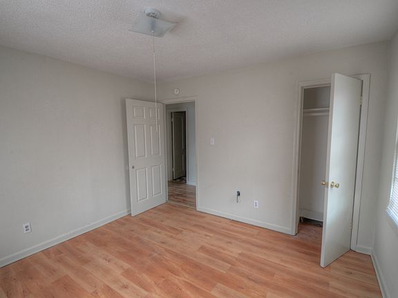 4th image of 4051 Speck Dr