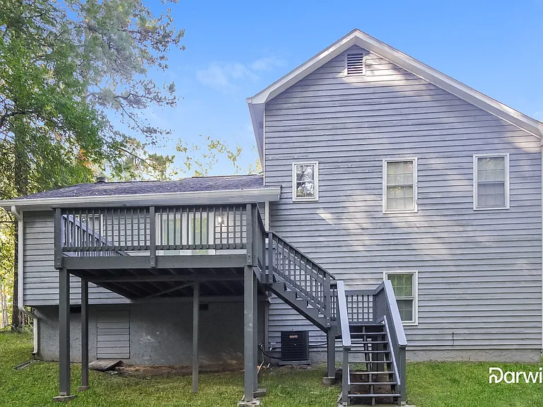 48 Justin Dr — Photo 14