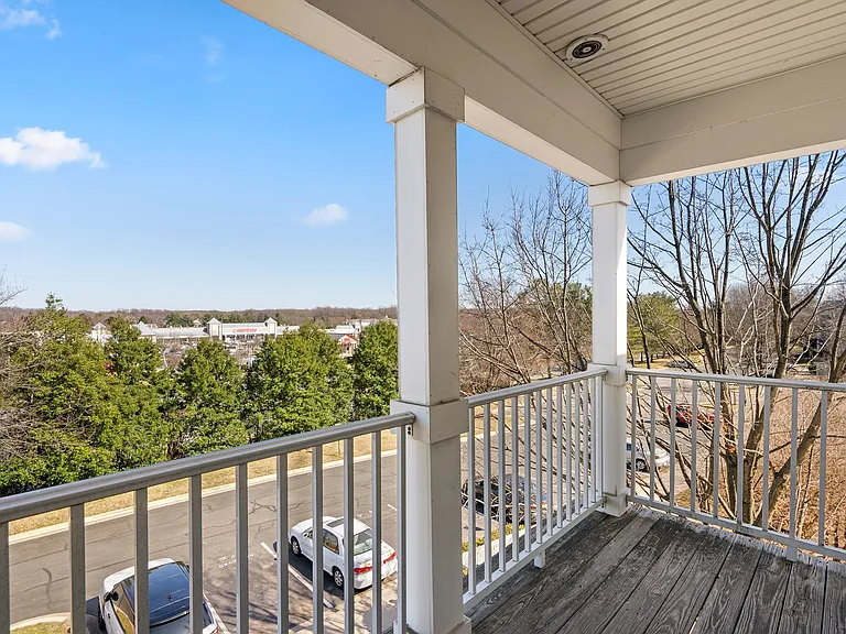 13304 Kilmarnock Way #A — Photo 26
