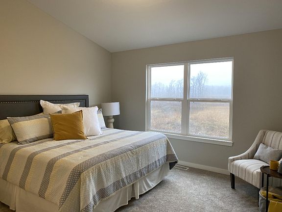 4th image of 13629 Legends View Ct #4