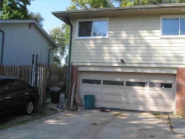 2nd image of 5702 Fowler Ave