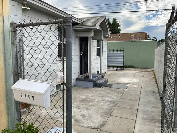 4th image of 2465 Linden Ave