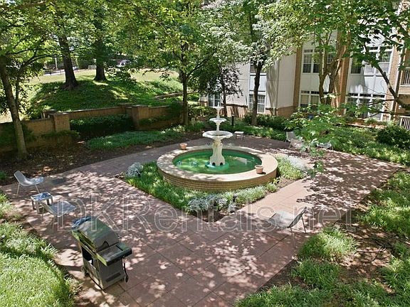 5th image of 220 Renaissance Pkwy NE APT 2111