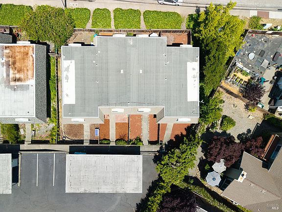 4th image of 152 Valparaiso Avenue