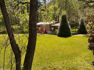 1385 Crab Creek Rd, Hendersonville, NC 28739