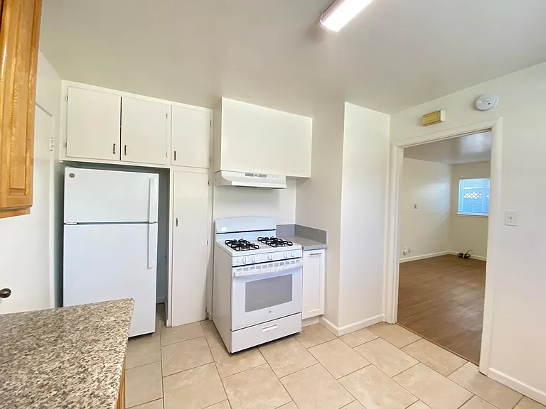 341 Higdon Ave — Photo 7