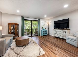 104 Clubhouse Dr, Bella Vista, AR 72715