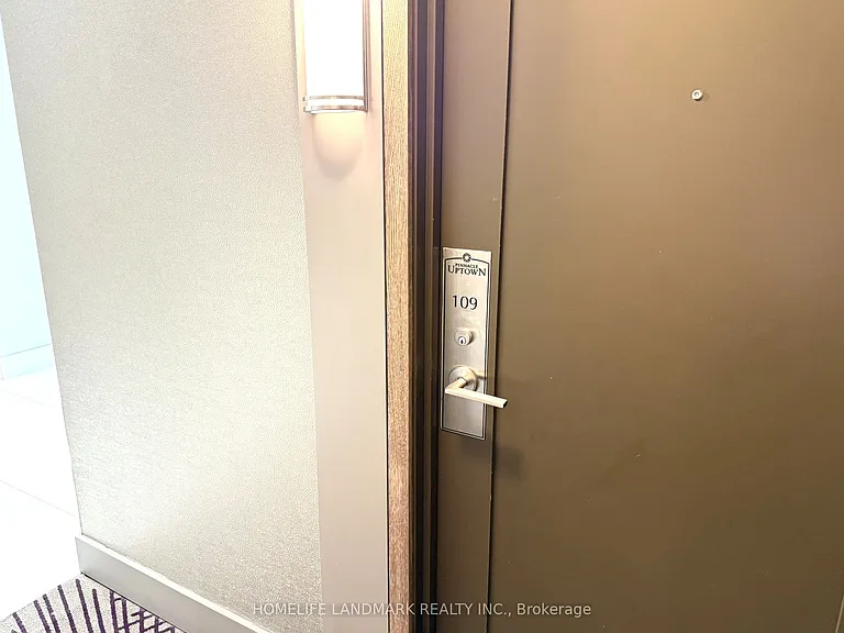 55 Eglinton Ave W #109 — Photo 7
