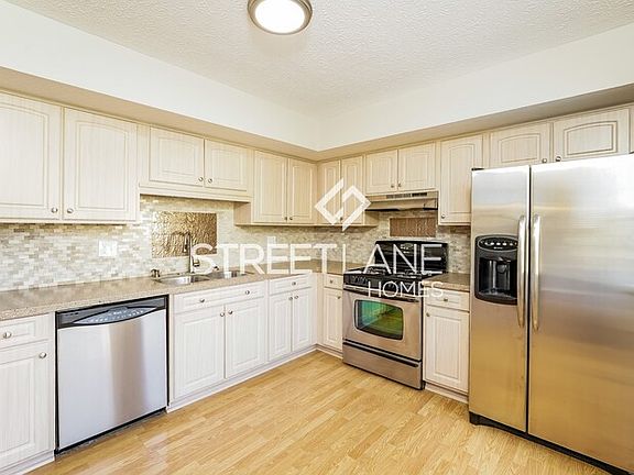 5th image of 5267 Saddlebrook Dr