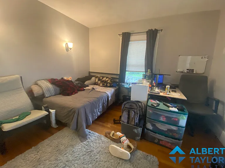 32 Touro Ave #1 — Photo 12