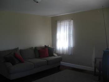 1st image of 209 E Rosewood Ave