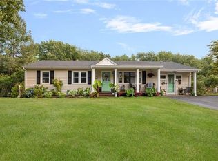 209 Dahlia Dr, North Kingstown, RI 02852