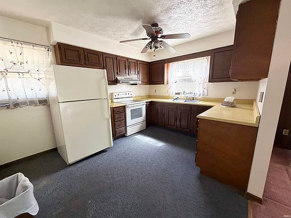 2nd image of 4369 E Main St