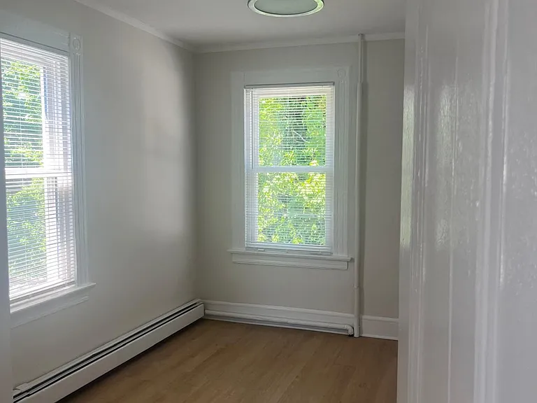 152 Forest St #B — Photo 6