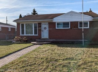 32511 Windsor St, Garden City, MI 48135