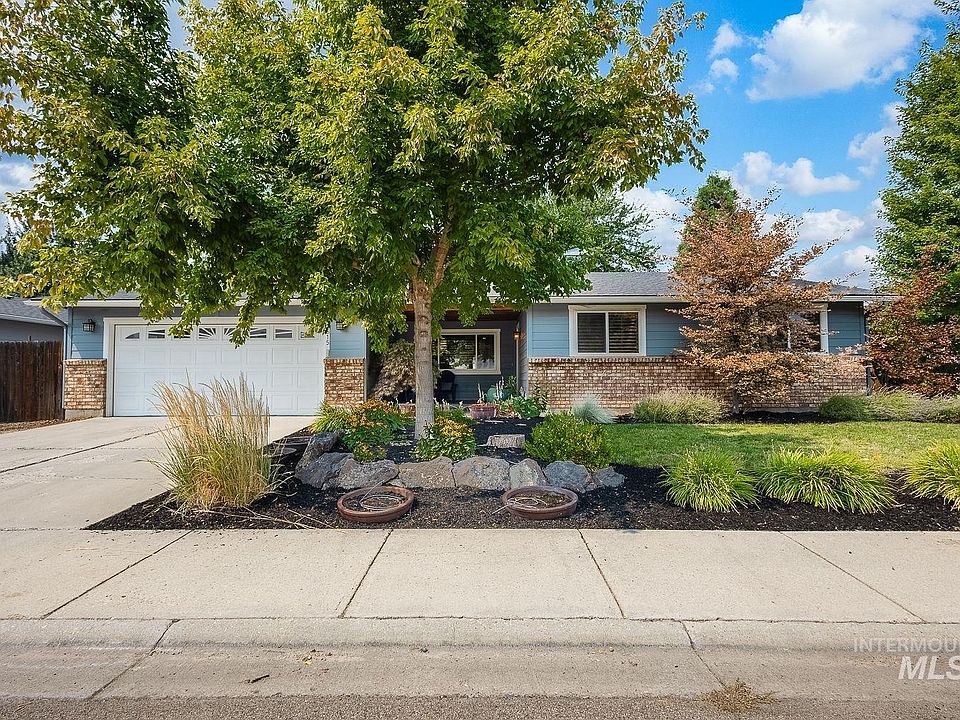 1st image of 2615 W Rebecca Way