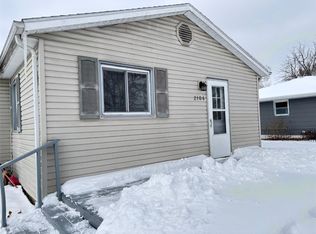 2104 Grand Ave, Muscatine, IA 52761