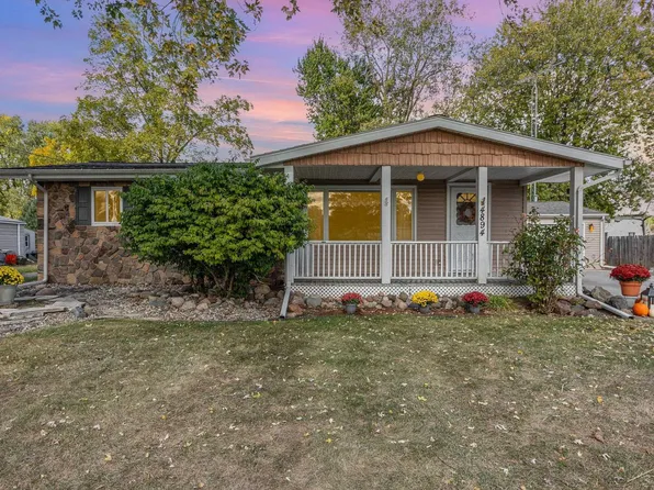 4894 Hepburn Rd, Saginaw, MI 48603