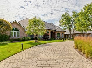 1819 Braeside Ln, Northbrook, IL