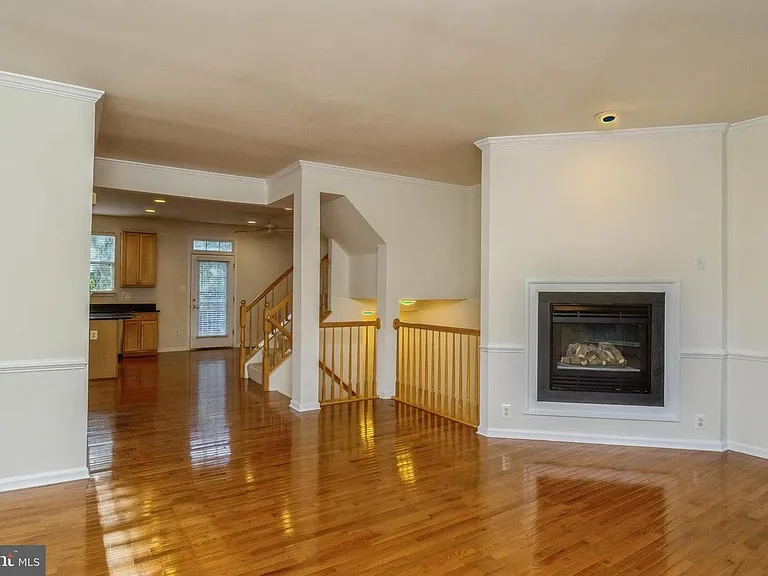 21755 Flora Springs Ter — Photo 9