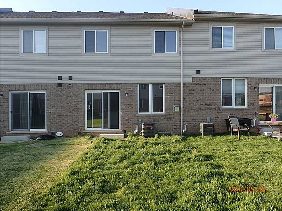 5th image of 126 Sonoma Ln